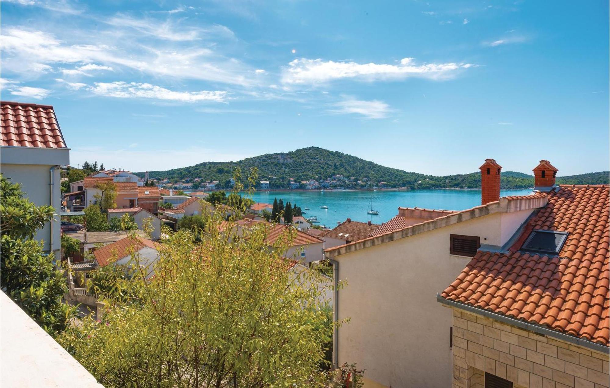 Amazing Apartment In Tisno With Wifi ภายนอก รูปภาพ